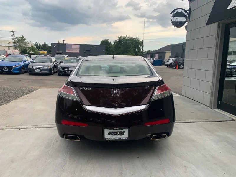 Used 2011 Maroon Acura Sedan 4D image 13