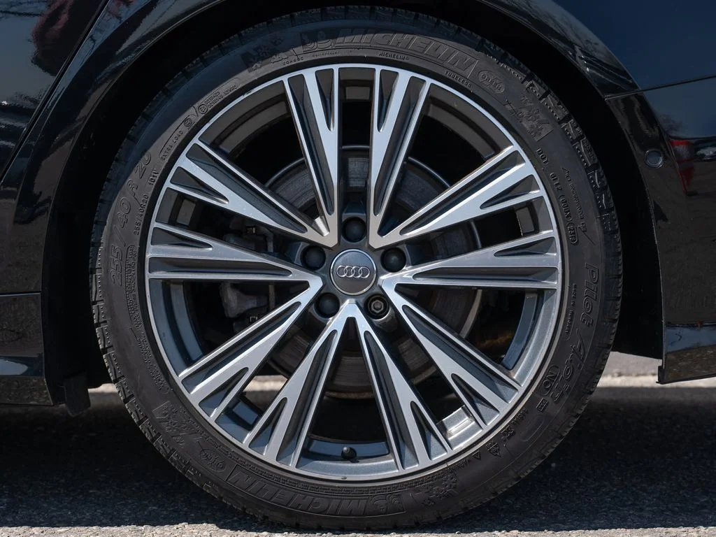 Used 2019 Black Audi 3.0T Prestige image 13