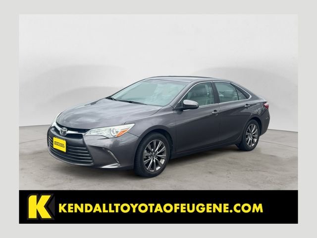 Used 2016 Gray Toyota XLE image 1