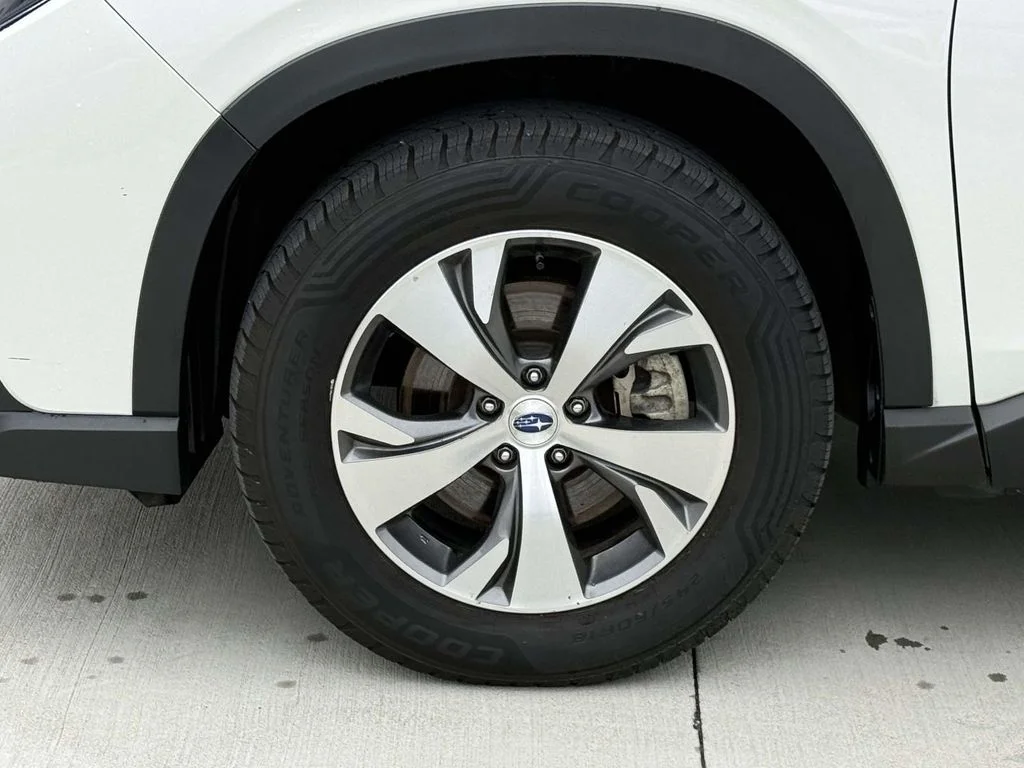 Used 2023 White Subaru Premium image 11