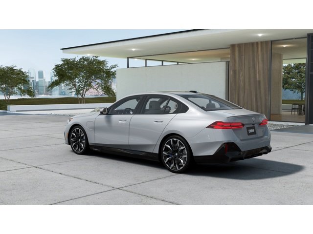 New 2027 Brooklyn Grey Metallic BMW 550e image 2