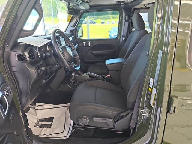 Used 2022 Green Jeep Sport image 13