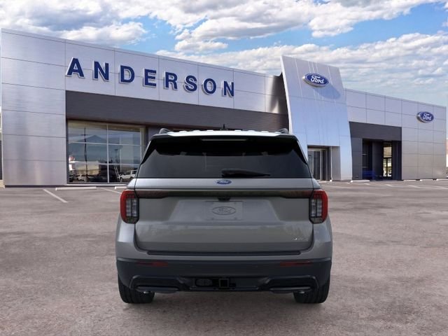New 2026 Carbonized Gray Metallic Ford ST-Line image 5