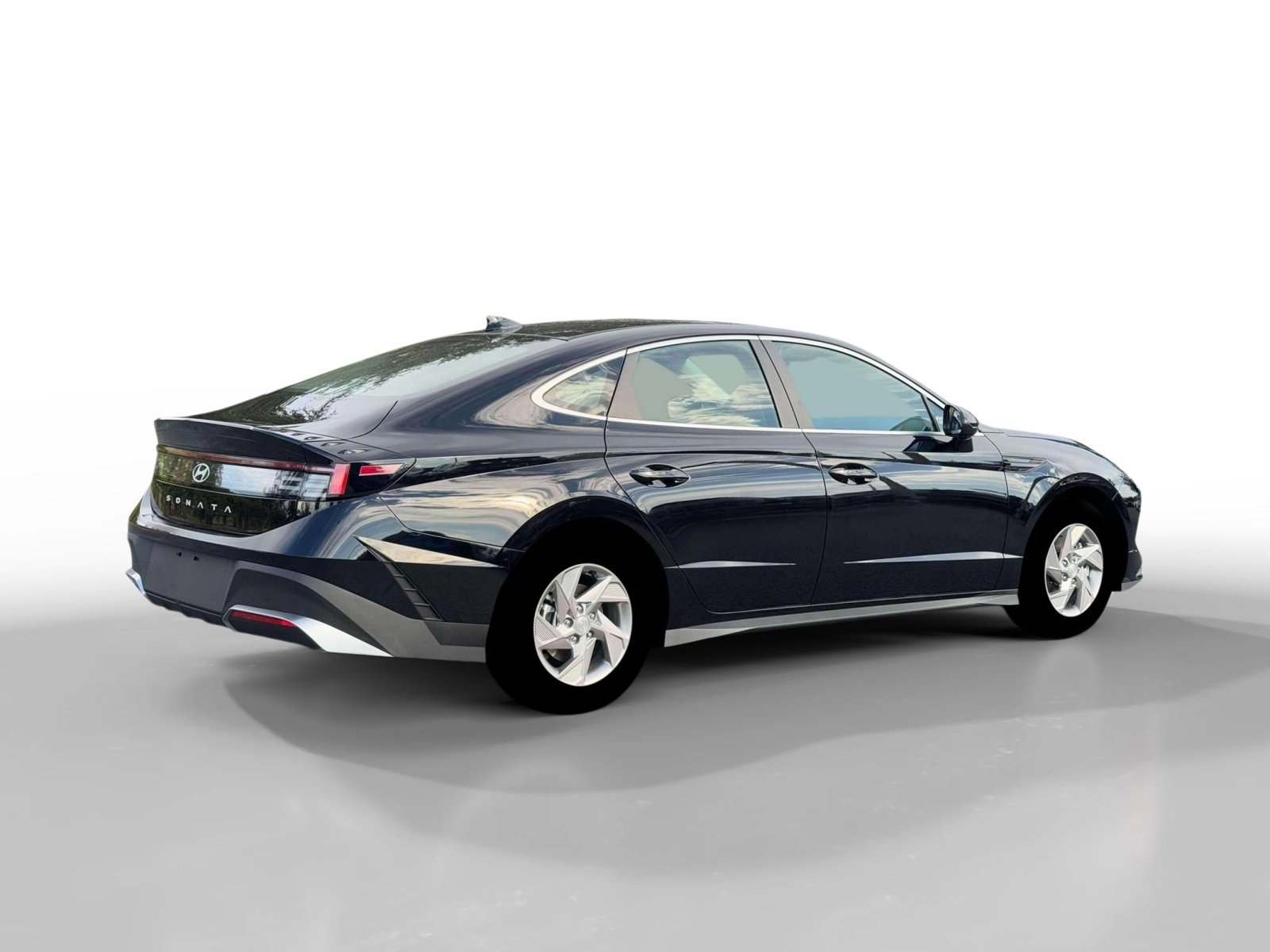 New 2026 Abyss Black Hyundai SE image 8