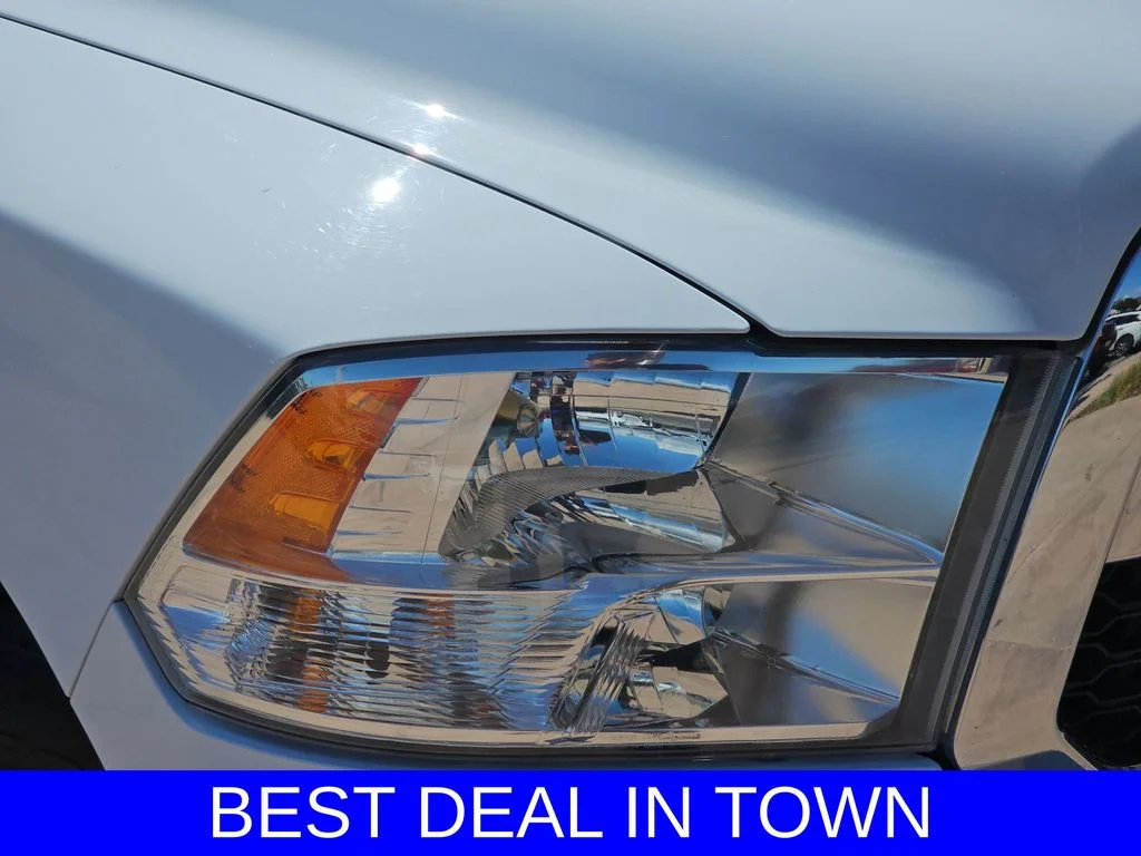 Used 2022 White Ram SLT image 33