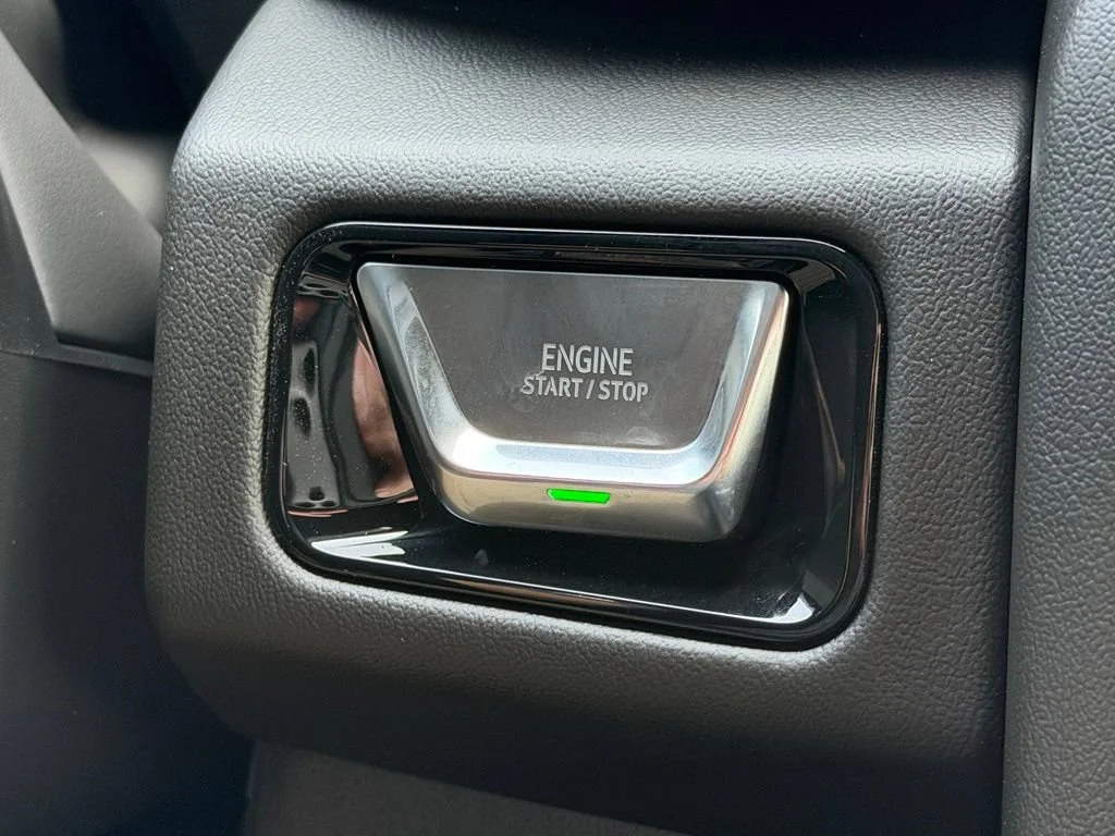 2026 GMC Yukon XL Denali - Photo 9
