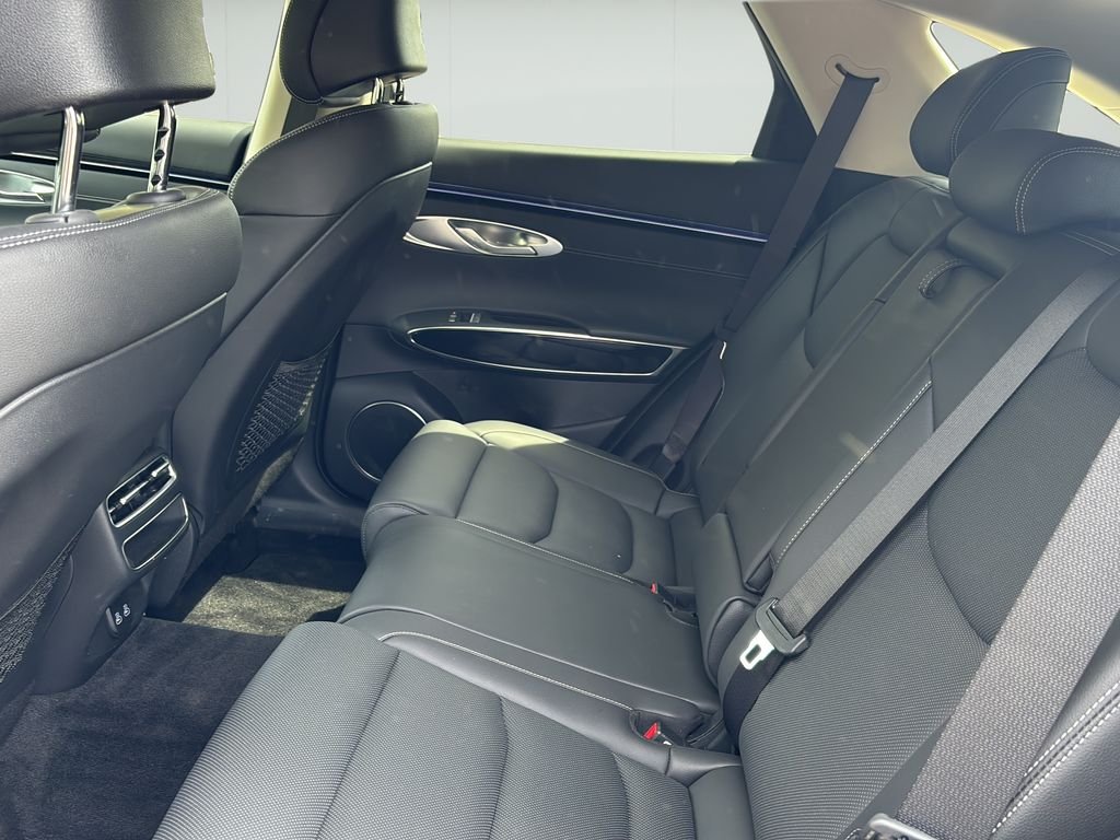 2026 GENESIS GV70 - Photo 16