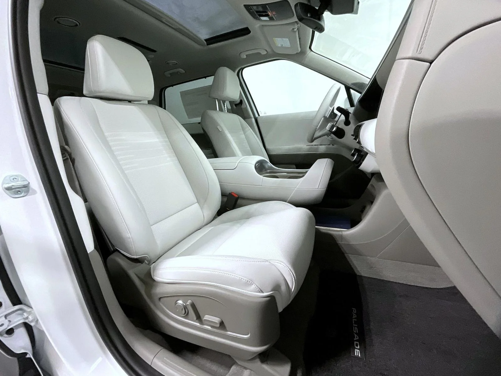 New 2026 White Hyundai Limited image 24