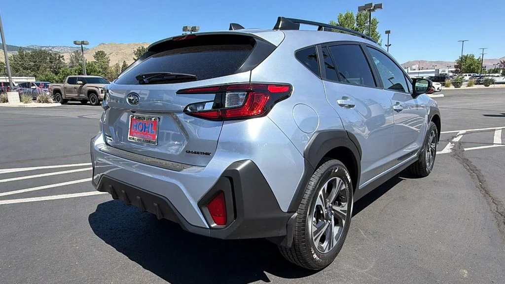 New 2026 ICE SILVER METALLIC Subaru Premium image 3