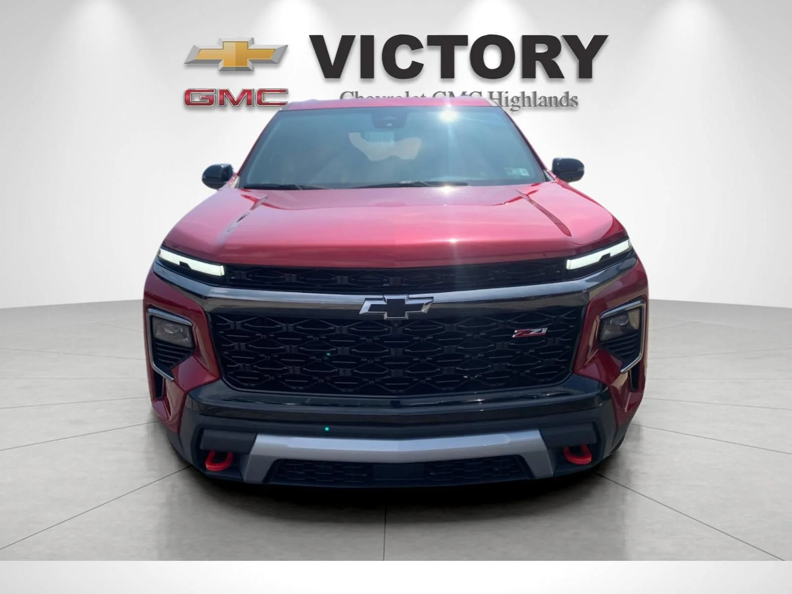 Used 2024 Radiant Red Tintcoat Chevrolet Z71 image 8