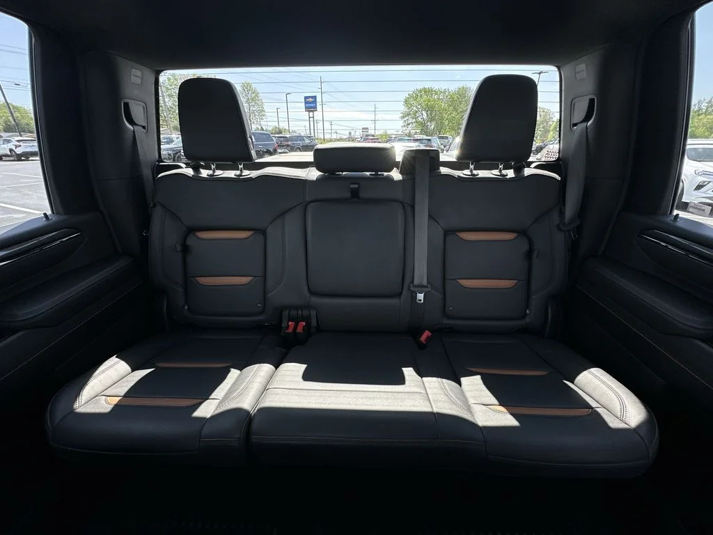 Used 2025 Black GMC AT4 image 21