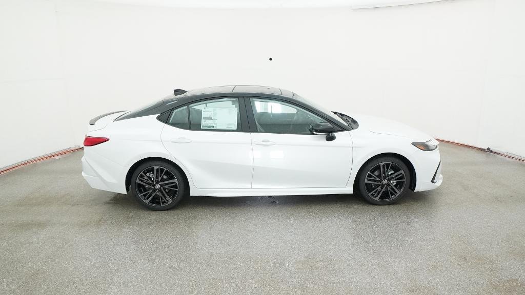 New 2026 Wind Chill Pearl with Midnight Black Metallic roof Toyota XSE image 20