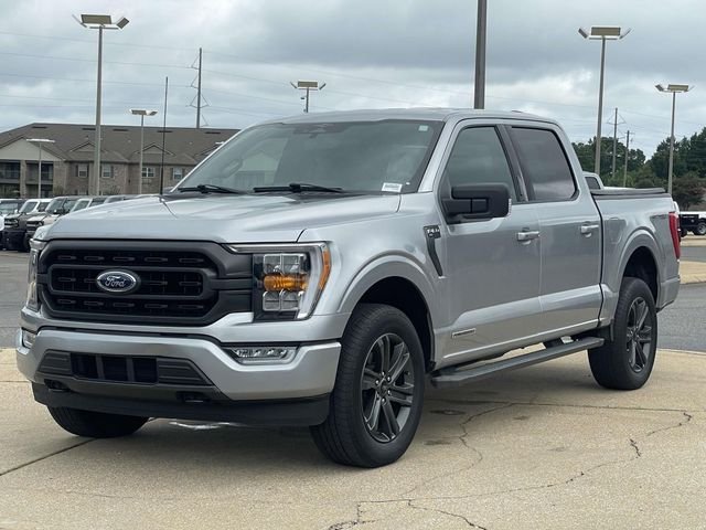 Used 2023 Silver Ford XLT image 5