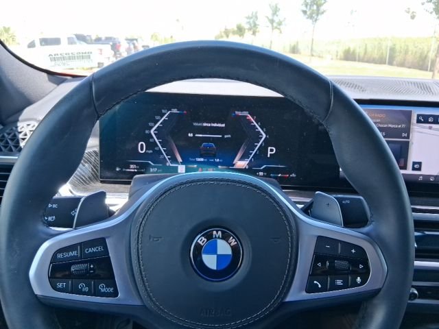 Used 2025 Black BMW xDrive40i image 8