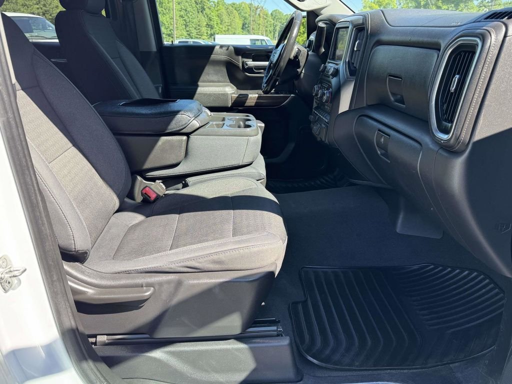Used 2019 White Chevrolet LT image 14