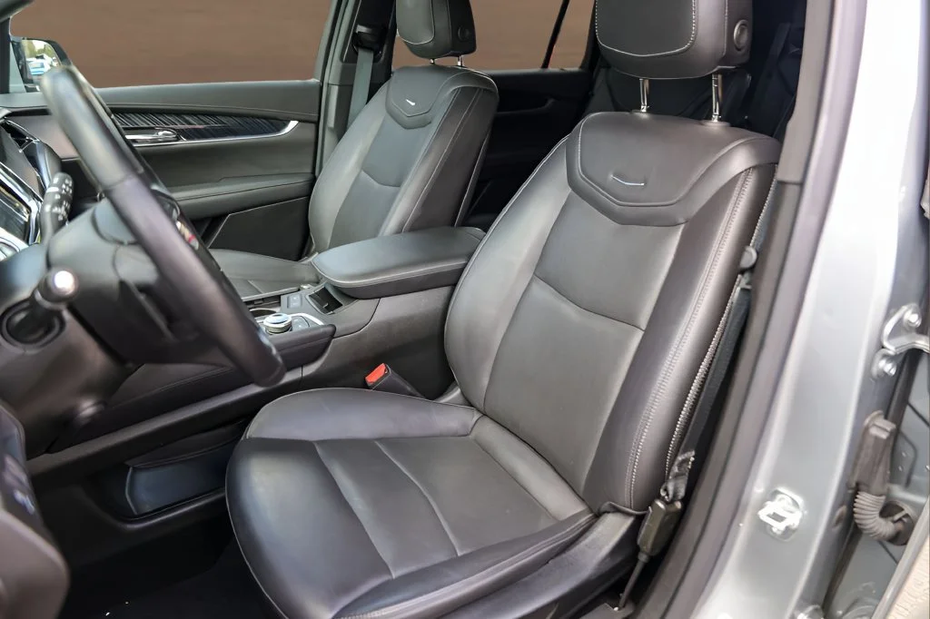 Used 2025 Argent Silver Metallic Cadillac Premium Luxury image 7
