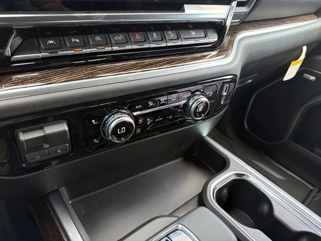New 2026 Sterling Metallic GMC Elevation image 25