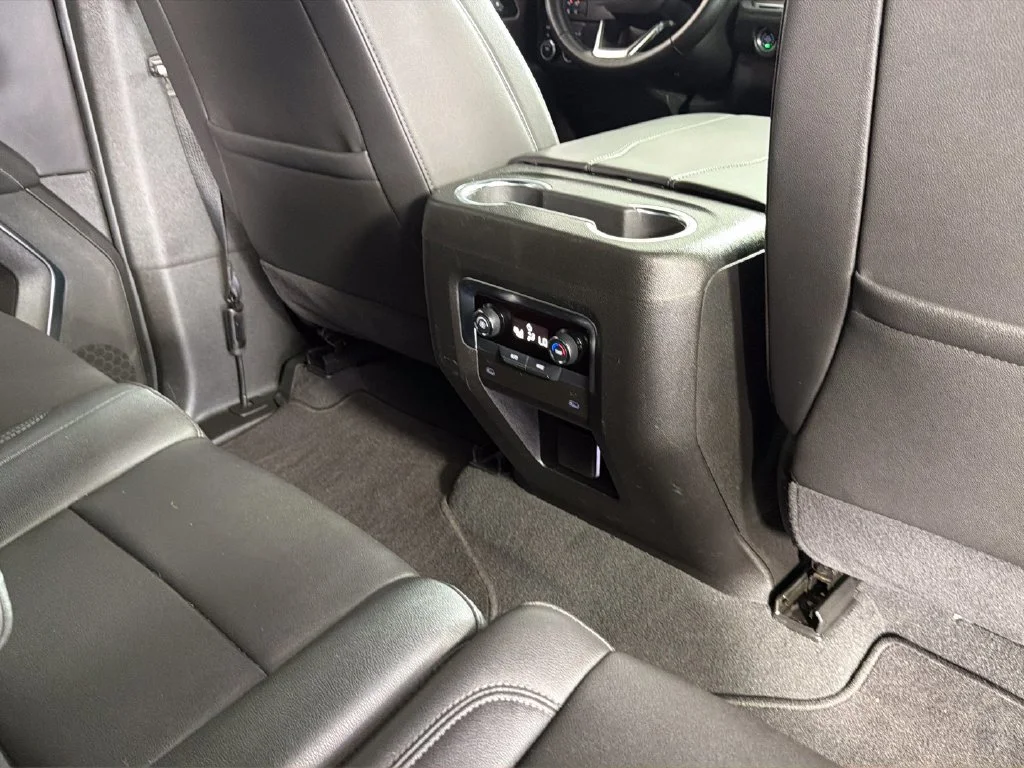Used 2025 Black Chevrolet LT image 33