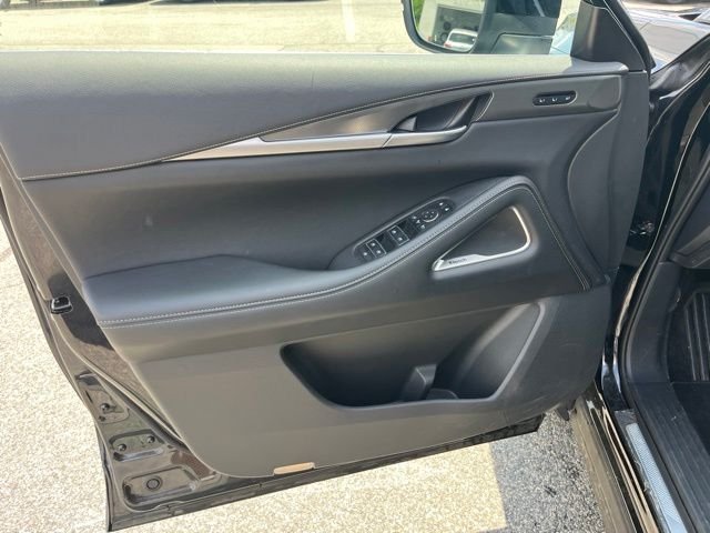 Certified Used 2026 Mineral INFINITI LUXE image 10
