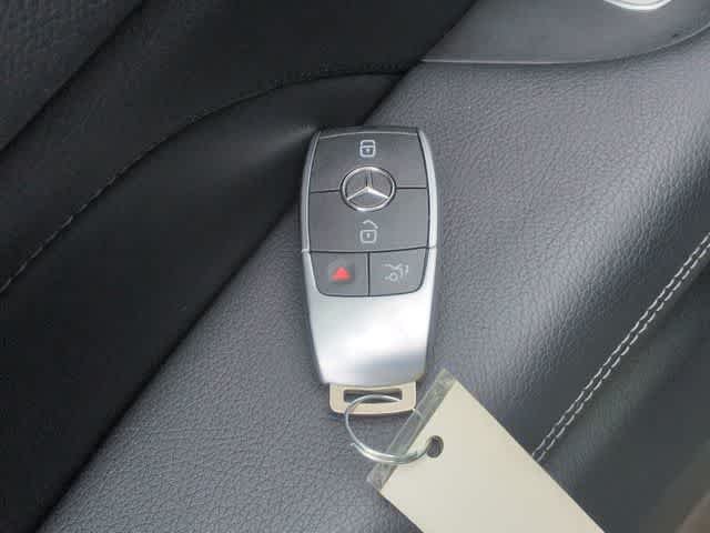 Certified Used 2025 MANUFAKTUR Alpine Grey Mercedes-Benz GLS 580 image 37