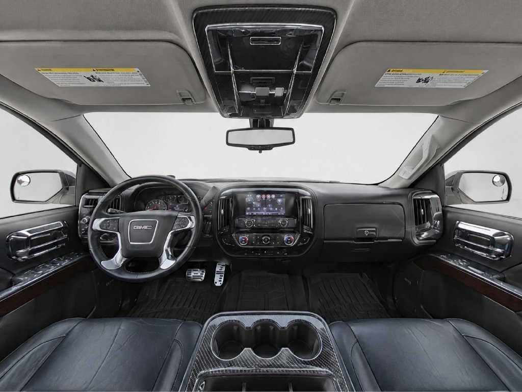 Used 2018 Black GMC SLT image 22