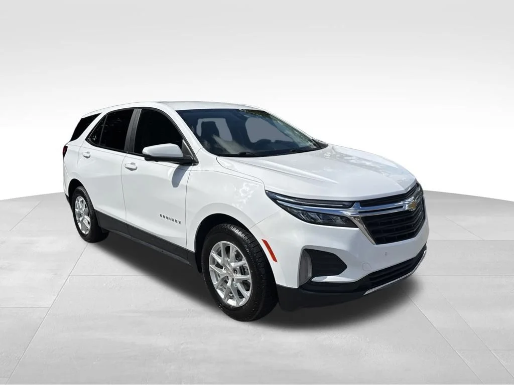 Used 2023 White Chevrolet LT image 8