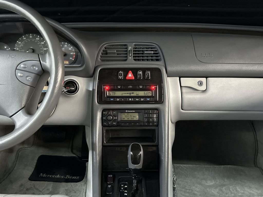 Used 2000 Black Mercedes-Benz CLK 430 image 28