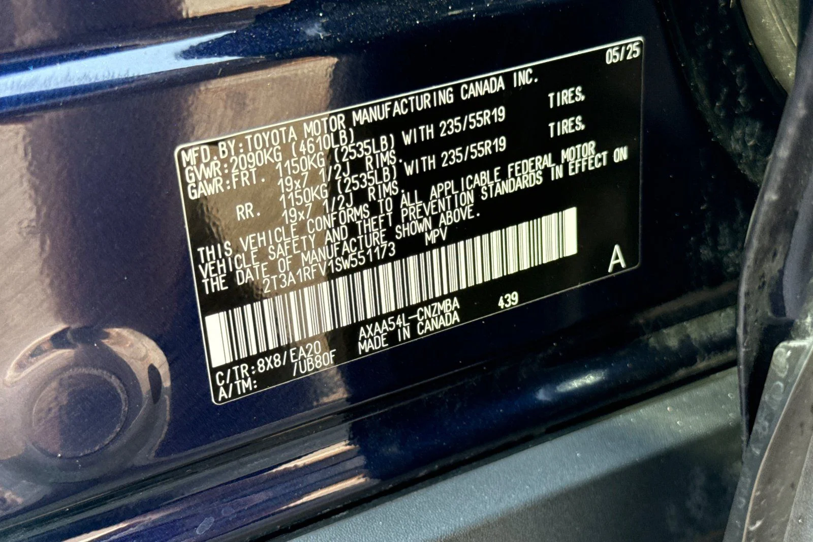 Used 2025  Toyota XLE Premium image 27