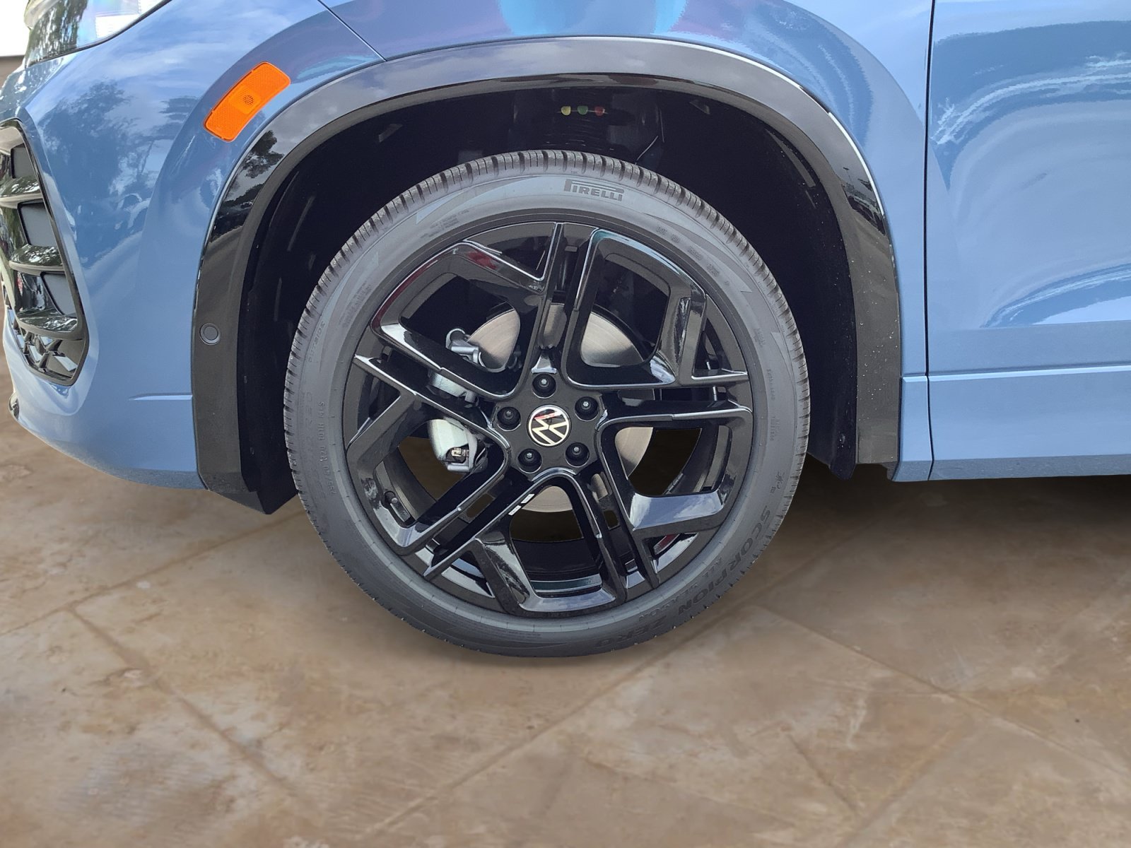 New 2026 Monterey Blue w/Deep Black Roof Volkswagen SE R-Line Black image 10
