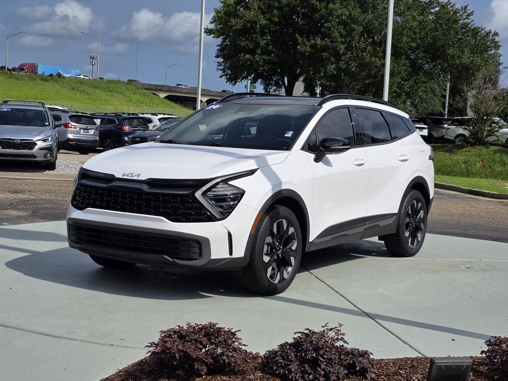 Used 2024 White Kia X-Line image 7