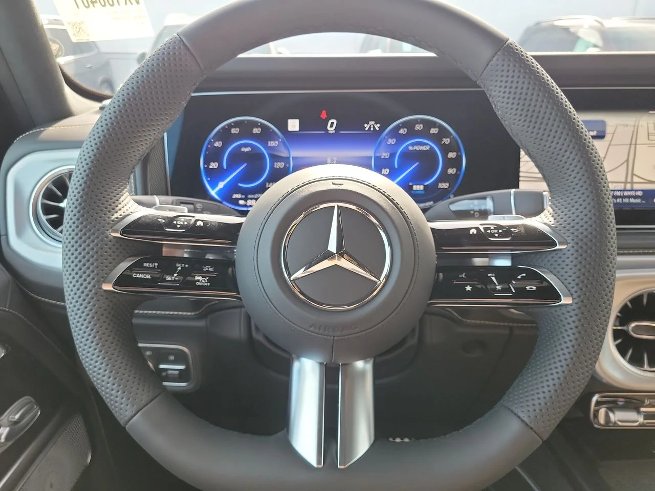 New 2027 Twilight blue Mercedes-Benz G 580 image 31