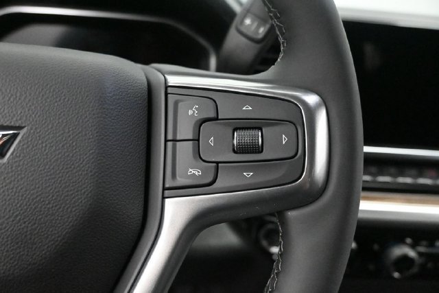 New 2026 Sterling Gray Metallic Chevrolet LT image 17