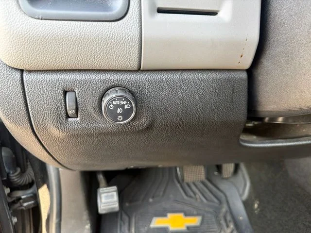 Used 2018 Black Chevrolet LT image 17