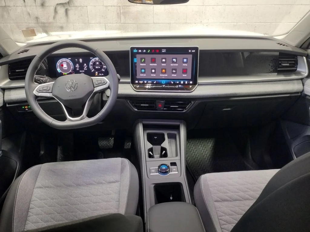 New 2026 White Volkswagen S image 33