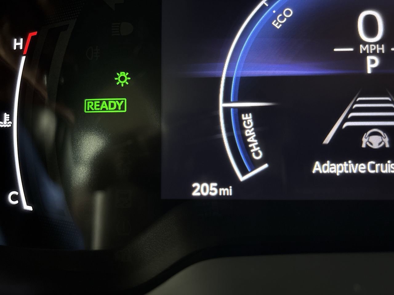 2026 Toyota Corolla LE - Photo 15