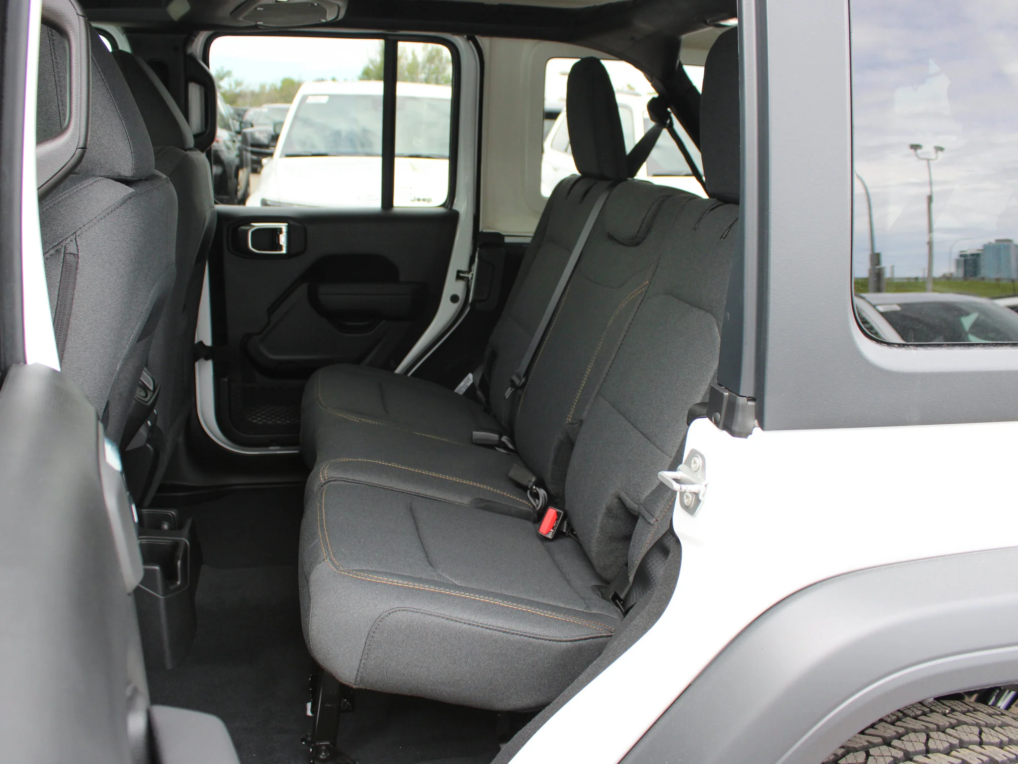 Used 2025 White Jeep Sport S* 4 Door 4x4, Safety Group, Remote Start, Heated Seats, Alpine Audio image 9