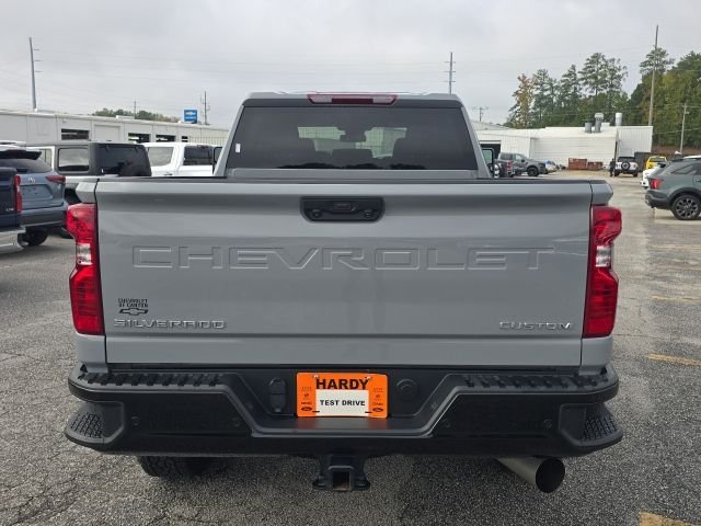 2024 Chevrolet Silverado 2500HD Custom photo 4