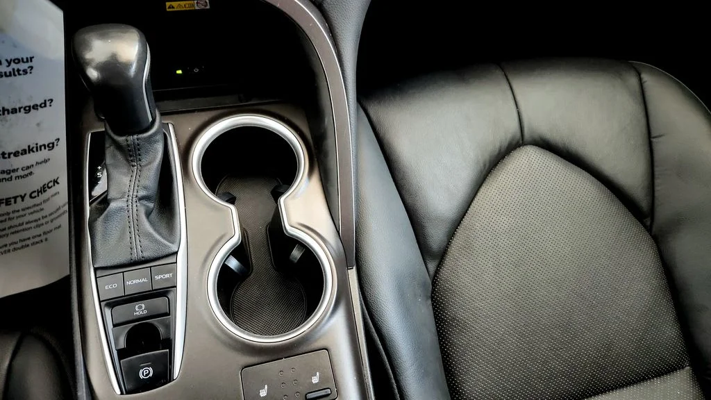 Used 2024 Beige Toyota XLE image 28