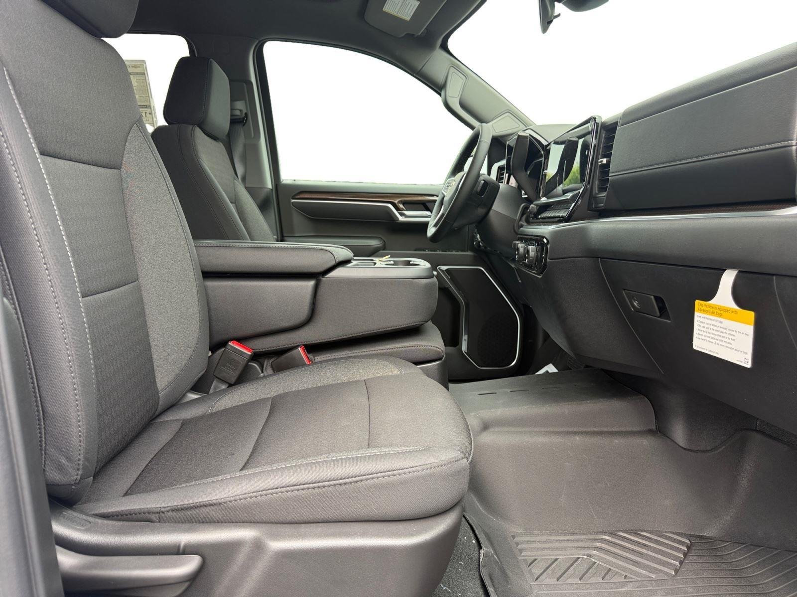 New 2026 Summit White Chevrolet LT image 16
