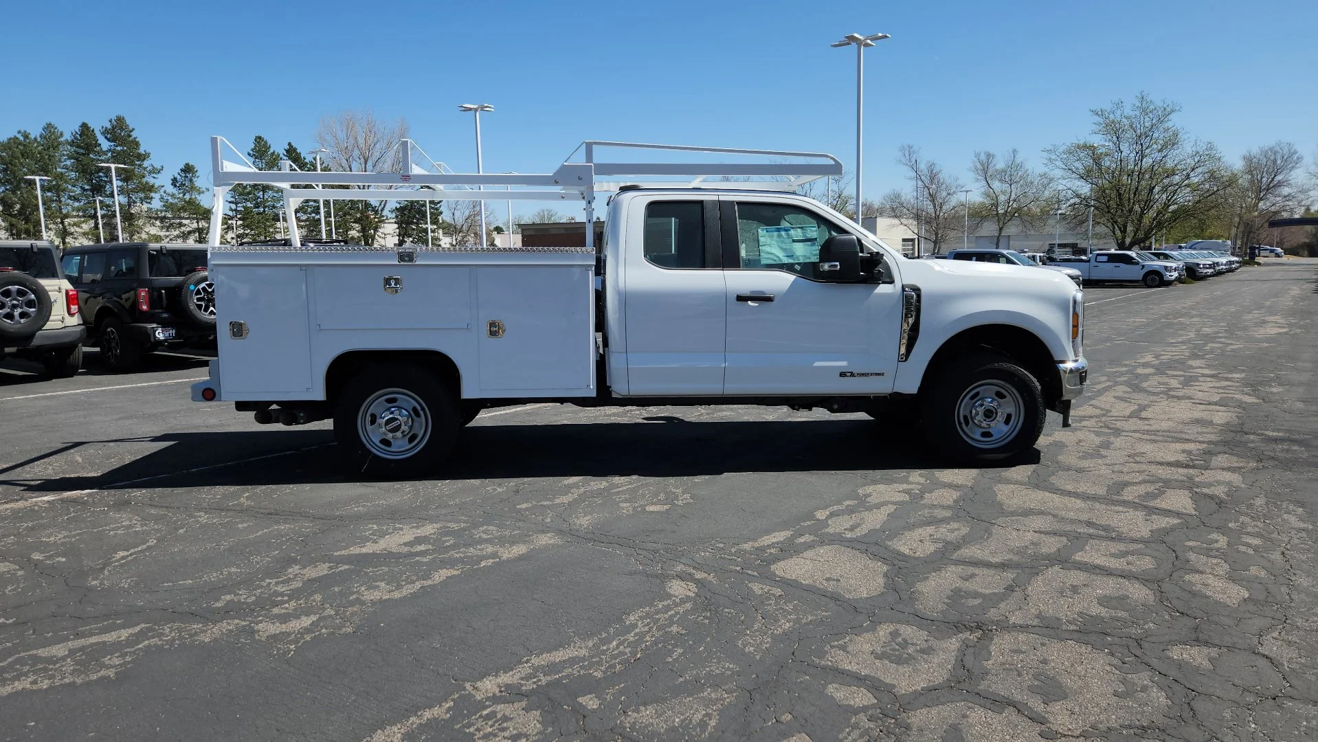 2025 Ford F-350 Super Duty XL - Photo 18