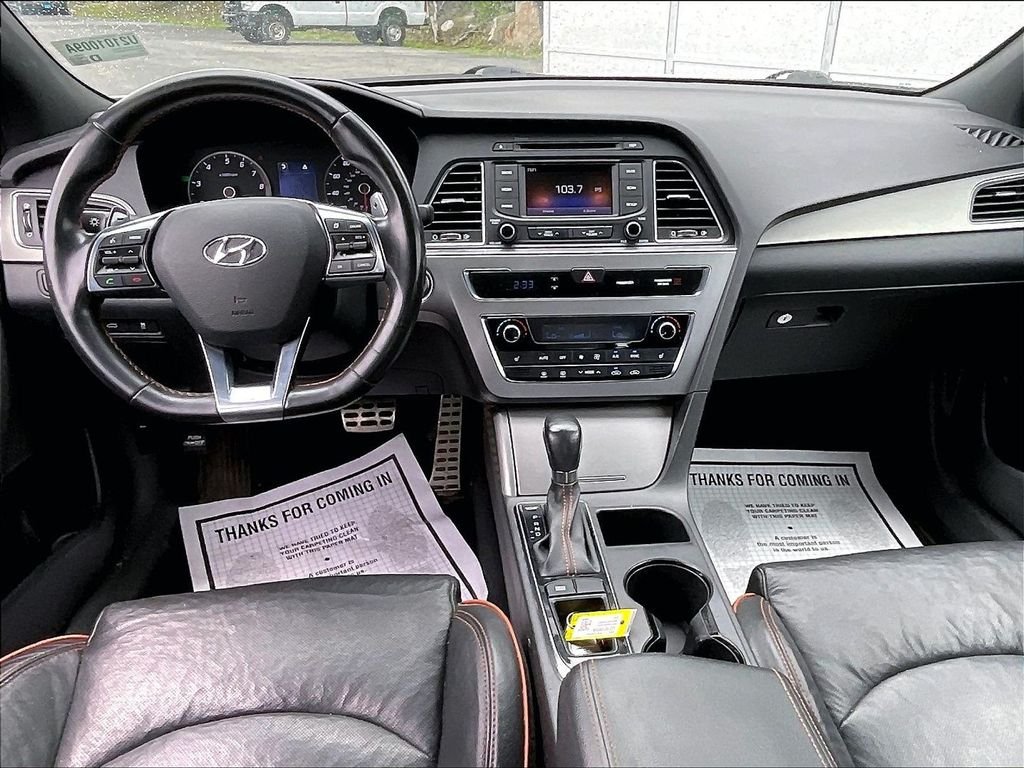 Used 2015 Quartz White Pearl Hyundai Sport 2.0T image 21