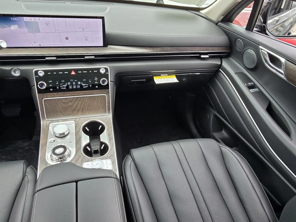 New 2026 Black Genesis 2.5T image 9