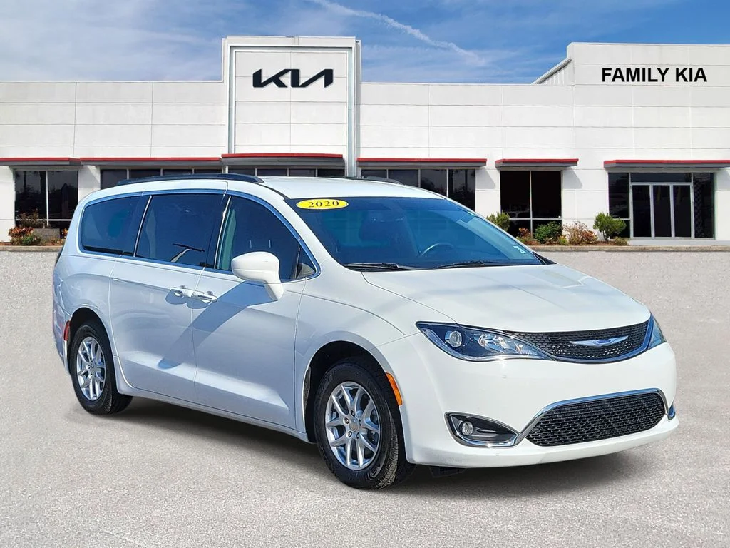 2020 Chrysler Pacifica Touring