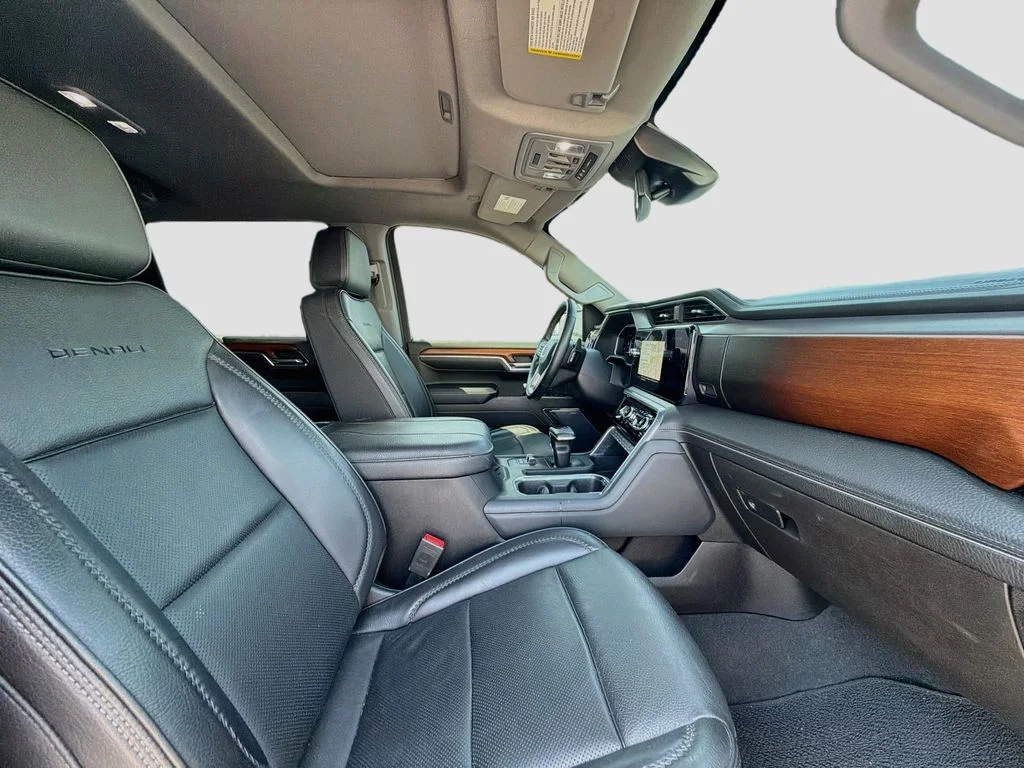 Used 2023 Volcanic Red GMC Denali image 29