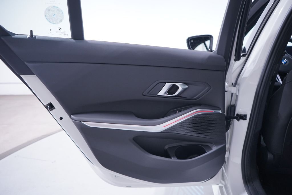2026 BMW 3 Series 330i - Photo 14