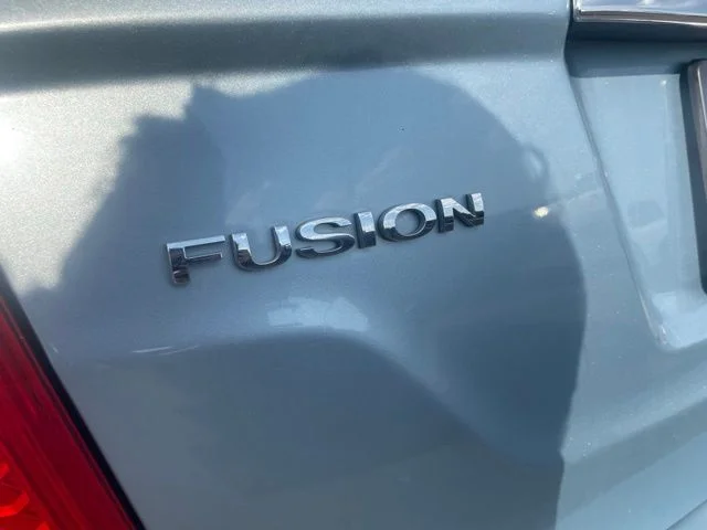 Used 2010 Silver Ford Base image 23