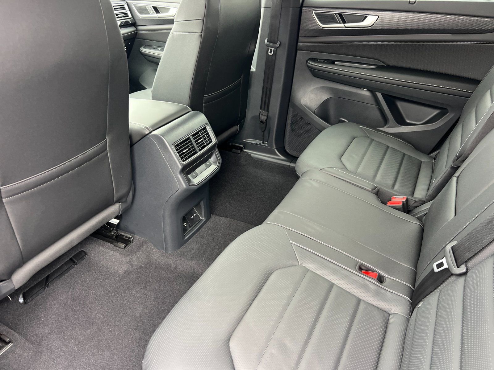 2026 Volkswagen Atlas Cross Sport SEL - Photo 11