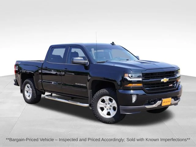 Used 2018 Black Chevrolet LT image 1