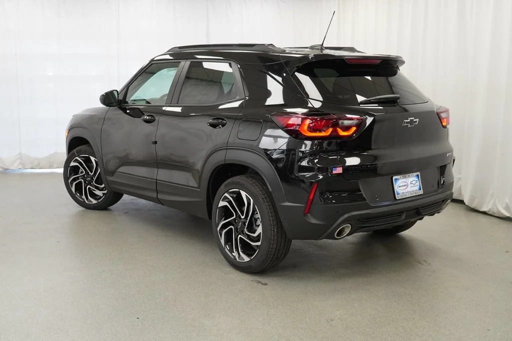 New 2026 Mosaic Black Metallic Chevrolet RS image 4