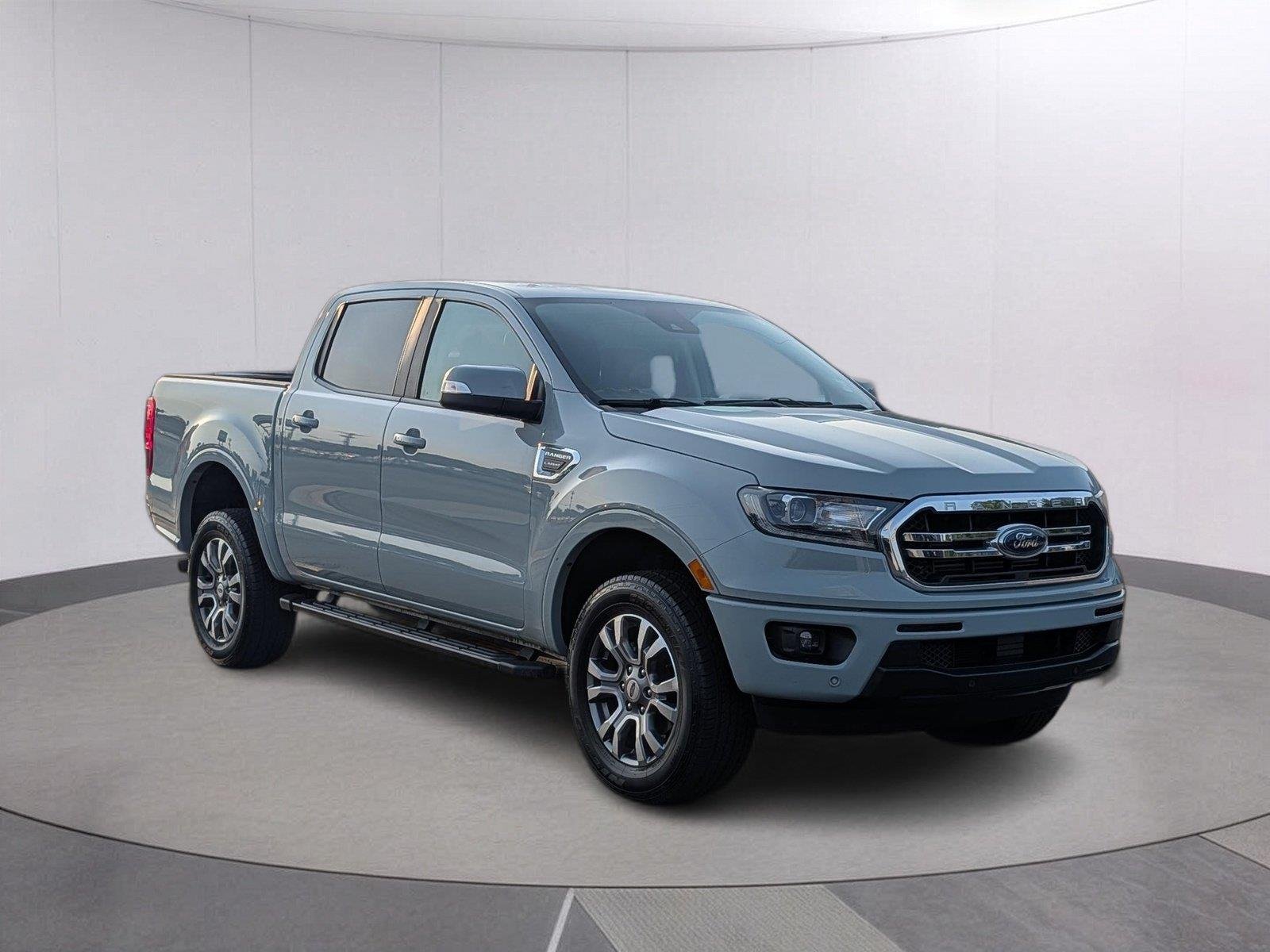 Used 2022 Cactus Gray Ford LARIAT image 9